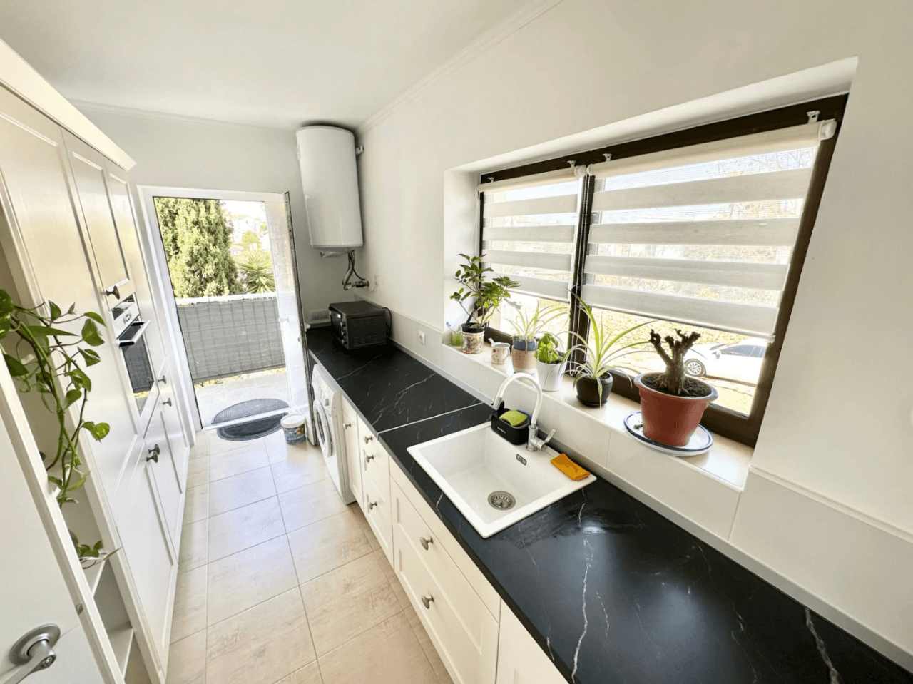 Votre oasis à Monte Pego : chalet avec grand terrain, piscine et totale intimité.