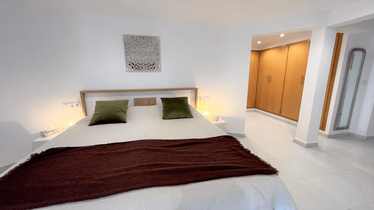 Alquiler. Chalet/Villa à Denia