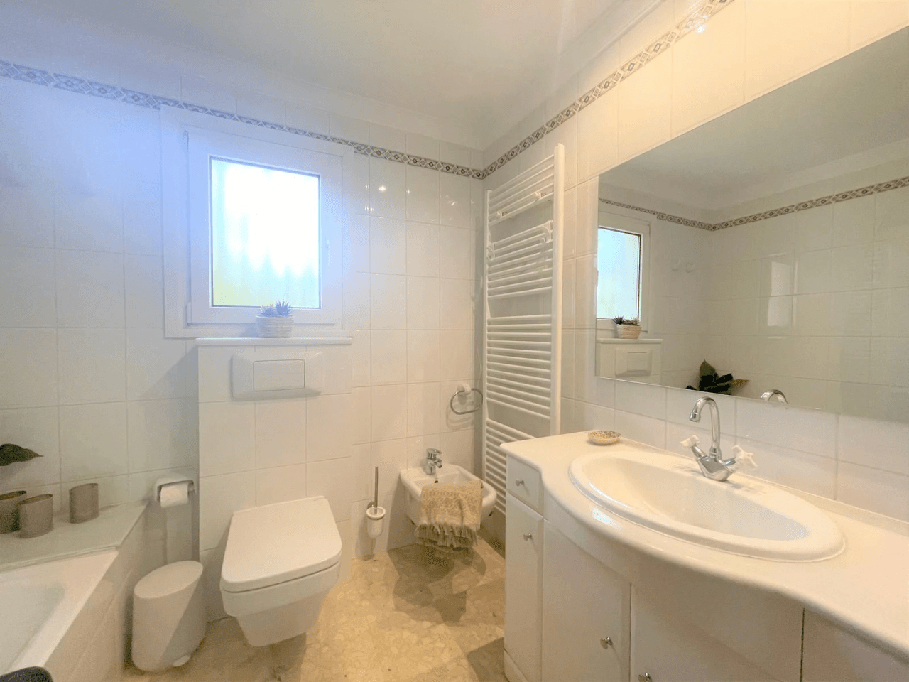 Alquiler. Chalet/Villa à Denia