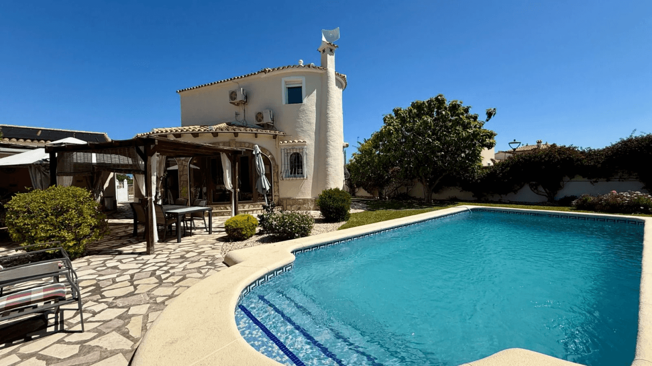 T-0126, magnifique villa privée avec 3 chambres
