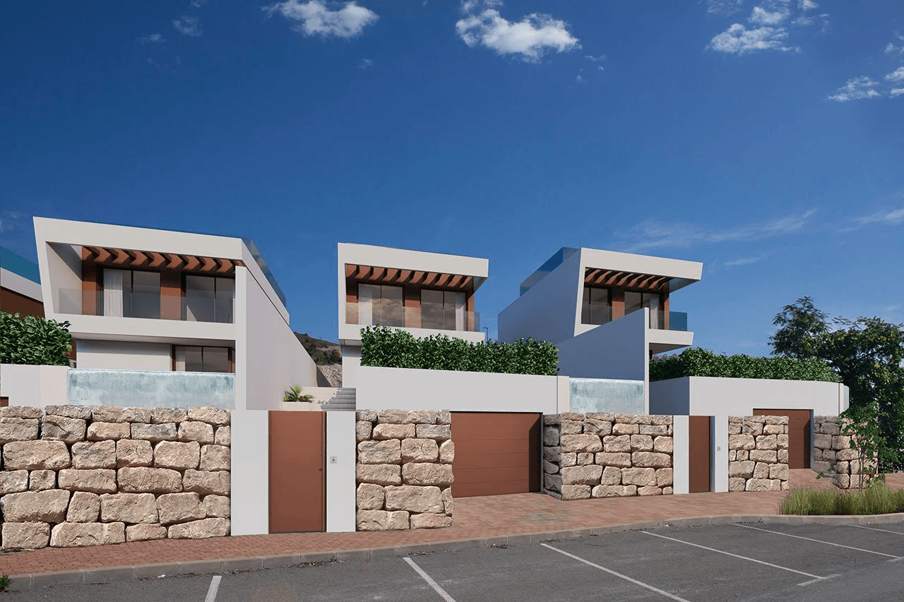 Villas exclusives avec 3 chambres, 3 salles de bain, W.C., cave, piscine privée et toit-terrasse avec vue sur la mer