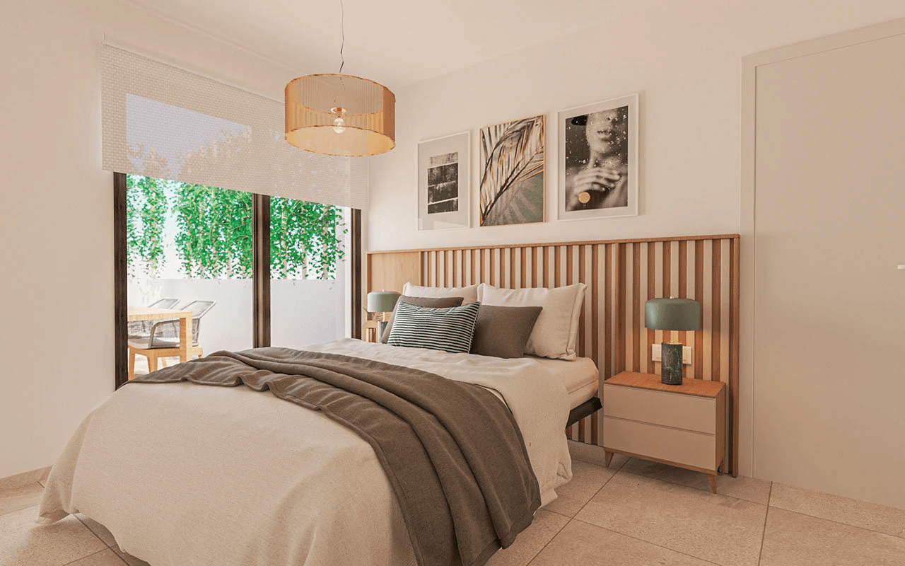 Bungalows bajos de 3 dormitorios y 2 baños con parking en sótano y piscina comunitaria en primera línea de la playa