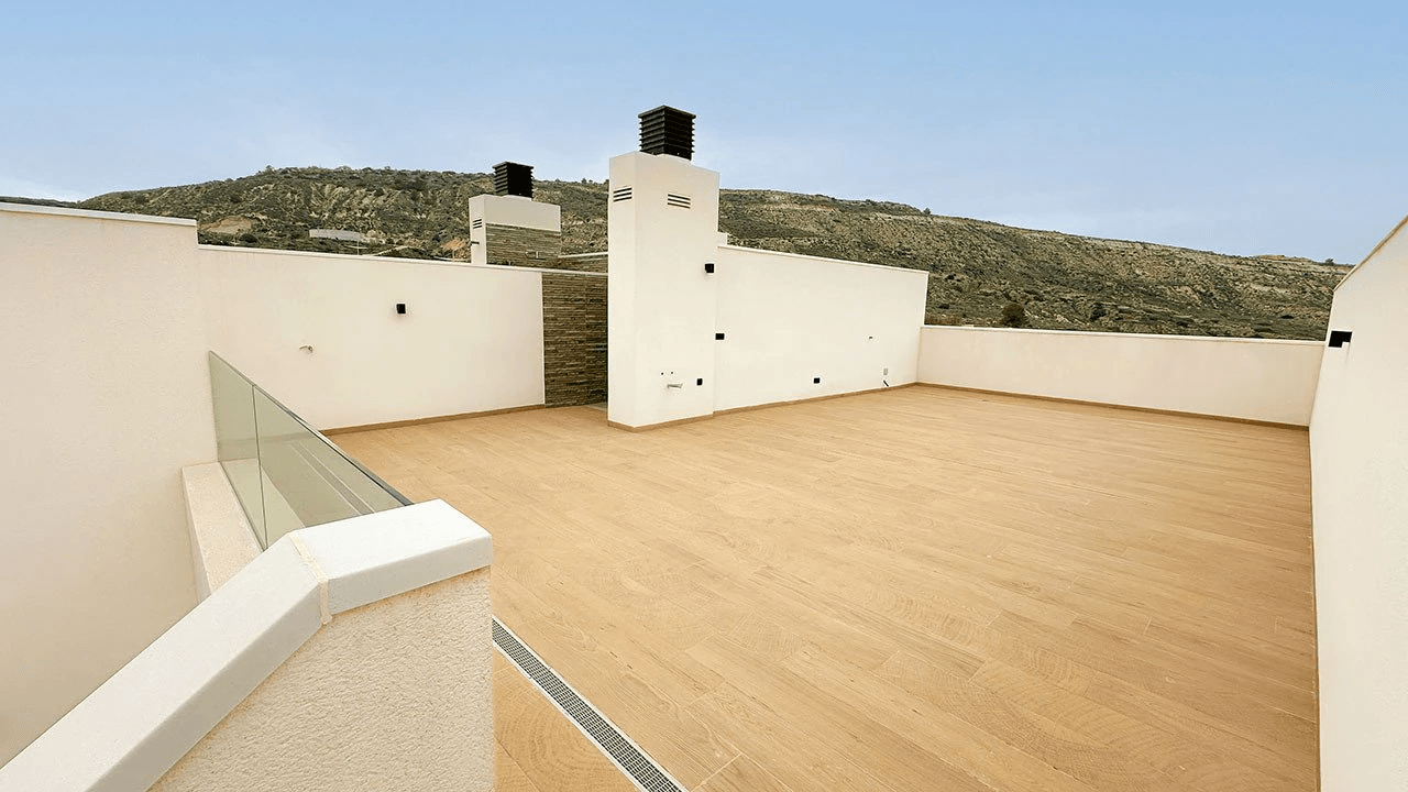 Appartements au dernier étage de 2 chambres à coucher, 2 salles de bain, air conditionné et piscine commune dans le La Finca Golf Resort