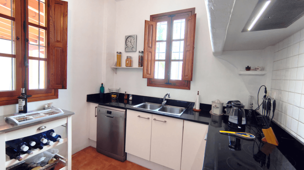 Maison mitoyenne avec garage dans le lotissement CalaXara à La Xara, Denia