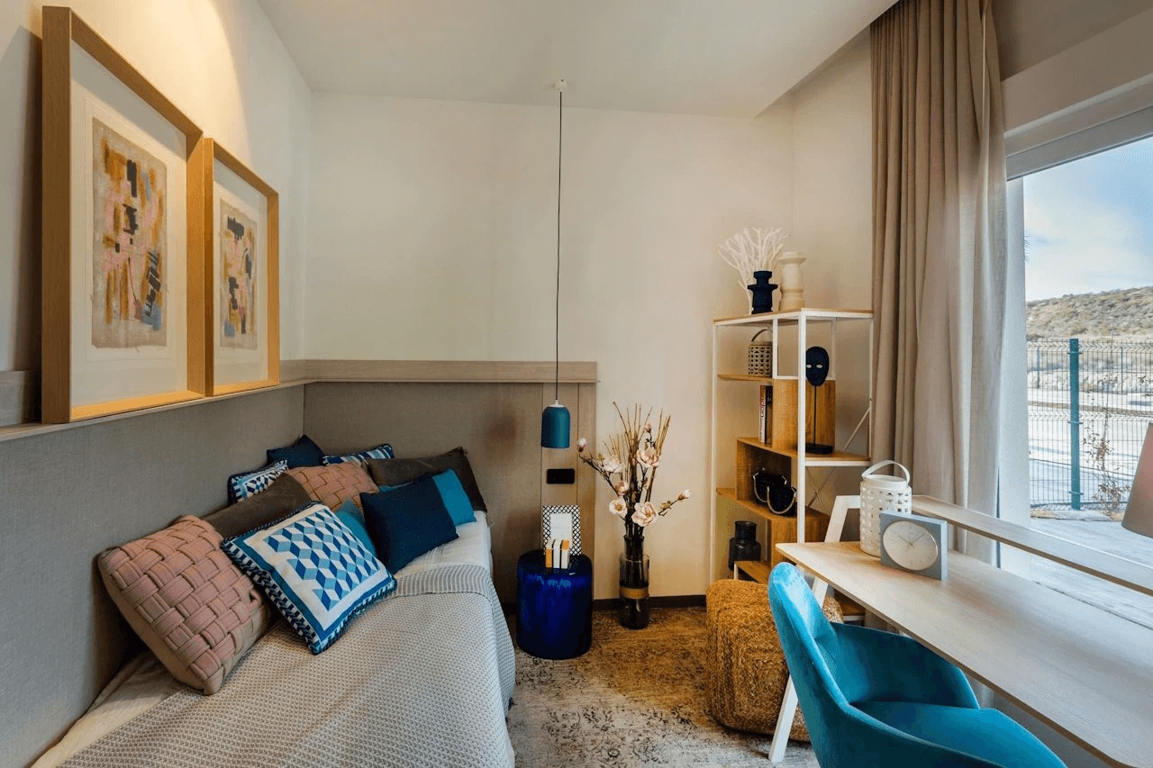 Maisons jumelées de 3 chambres à coucher, 2 salles de bain, air conditionné et piscine privée dans un complexe de golf