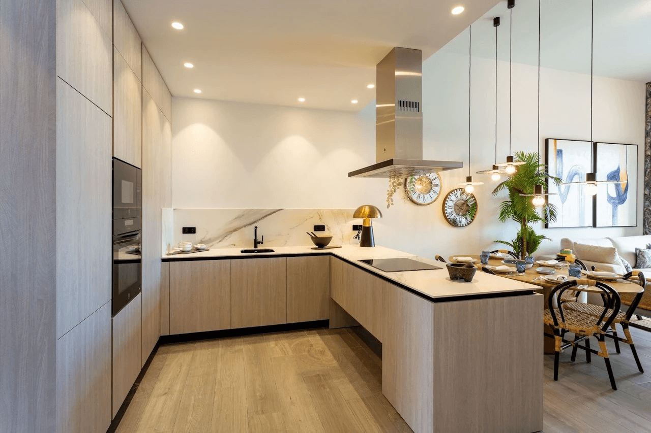 Maisons jumelées de 3 chambres à coucher, 2 salles de bain, air conditionné et piscine privée dans un complexe de golf