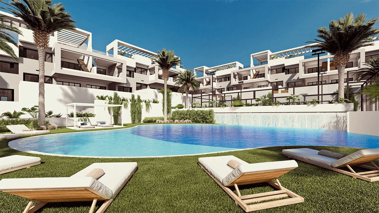 Appartements de 2 chambres et 2 salles de bain au rez-de-chaussée avec 2 terrasses, stationnement en option et piscine communautaire