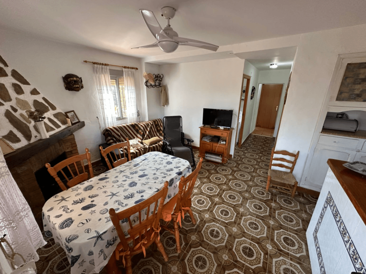 Maison de campagne avec 2 logements et vue sur la mer à Pego