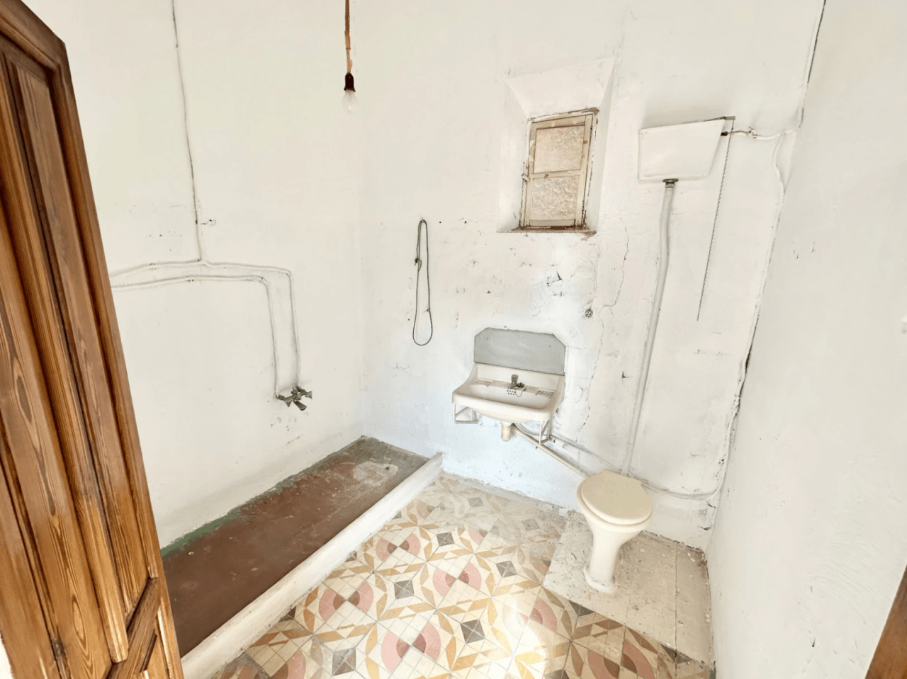 Maison de village avec plus de 100 ans d‘histoire dans le centre historique de Pego