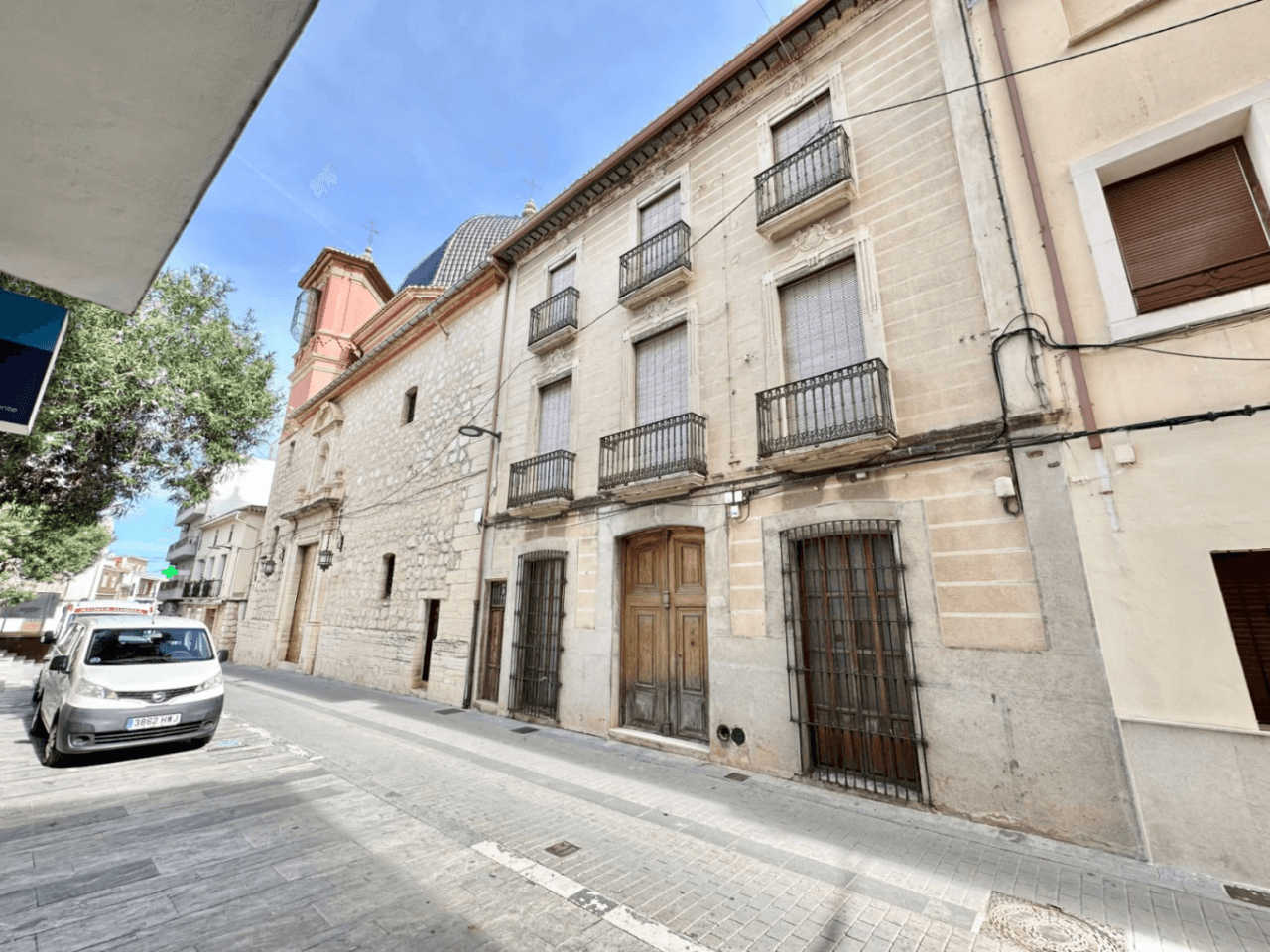 Maison de village avec plus de 100 ans d‘histoire dans le centre historique de Pego