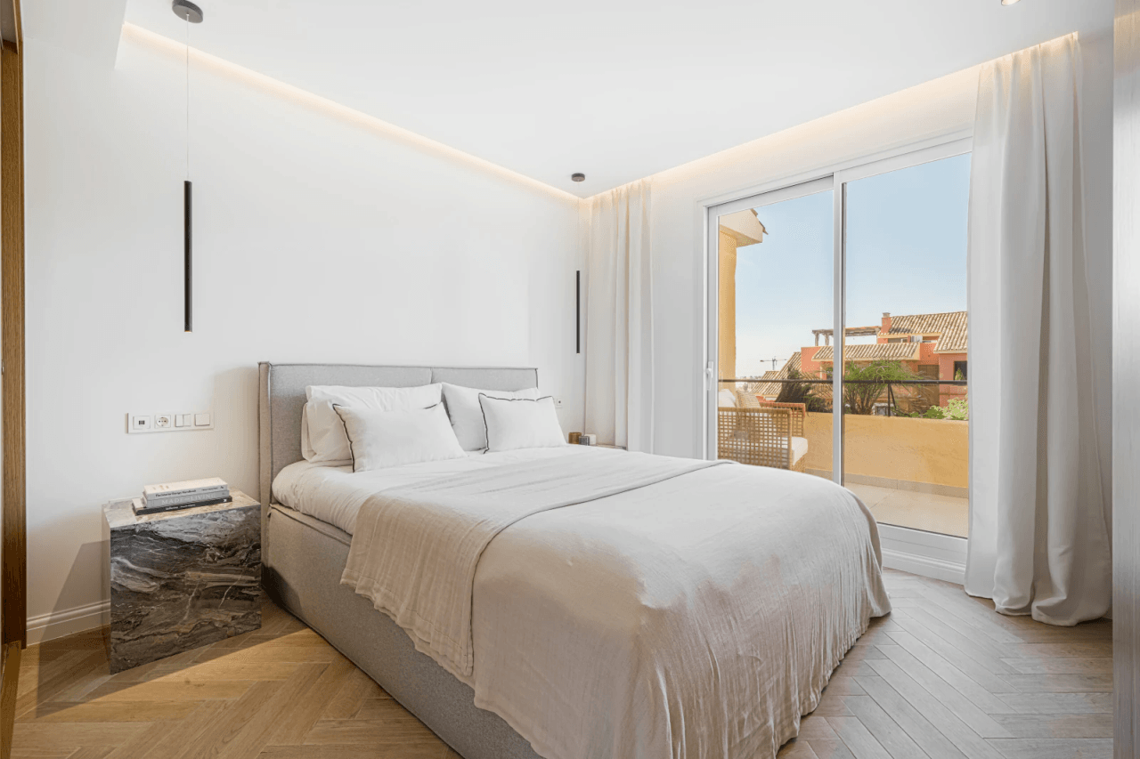 Spectaculaire duplex penthouse avec vue sur la mer sur le nouveau Golden Mile