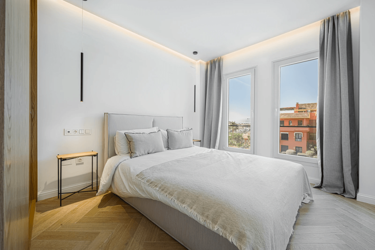 Spectaculaire duplex penthouse avec vue sur la mer sur le nouveau Golden Mile