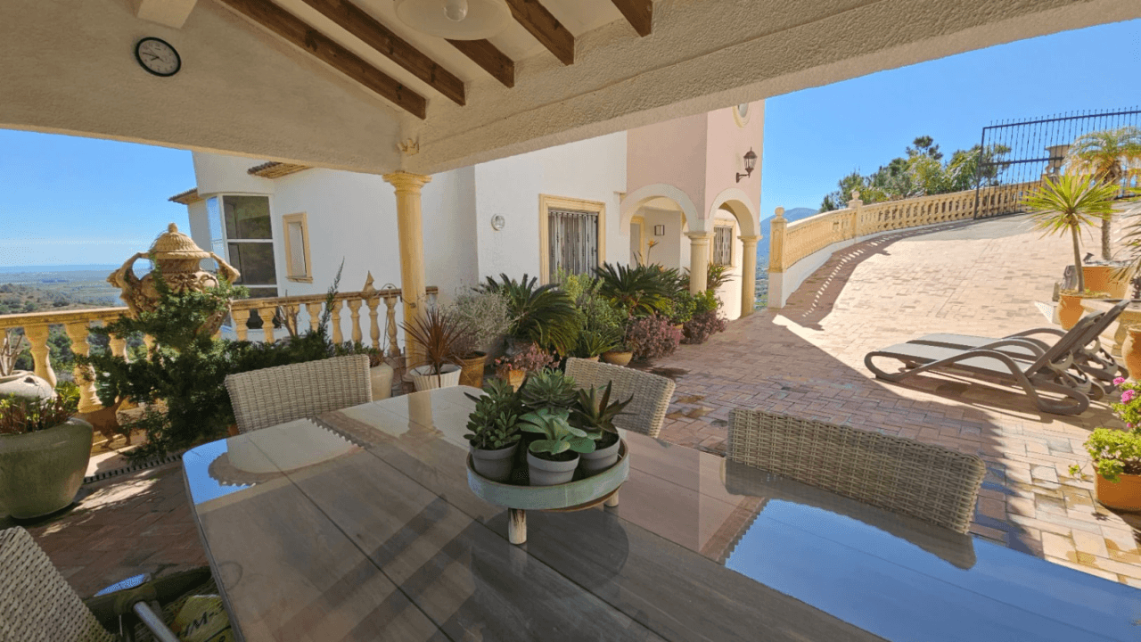 Villa à Pego avec de merveilleuses vues
