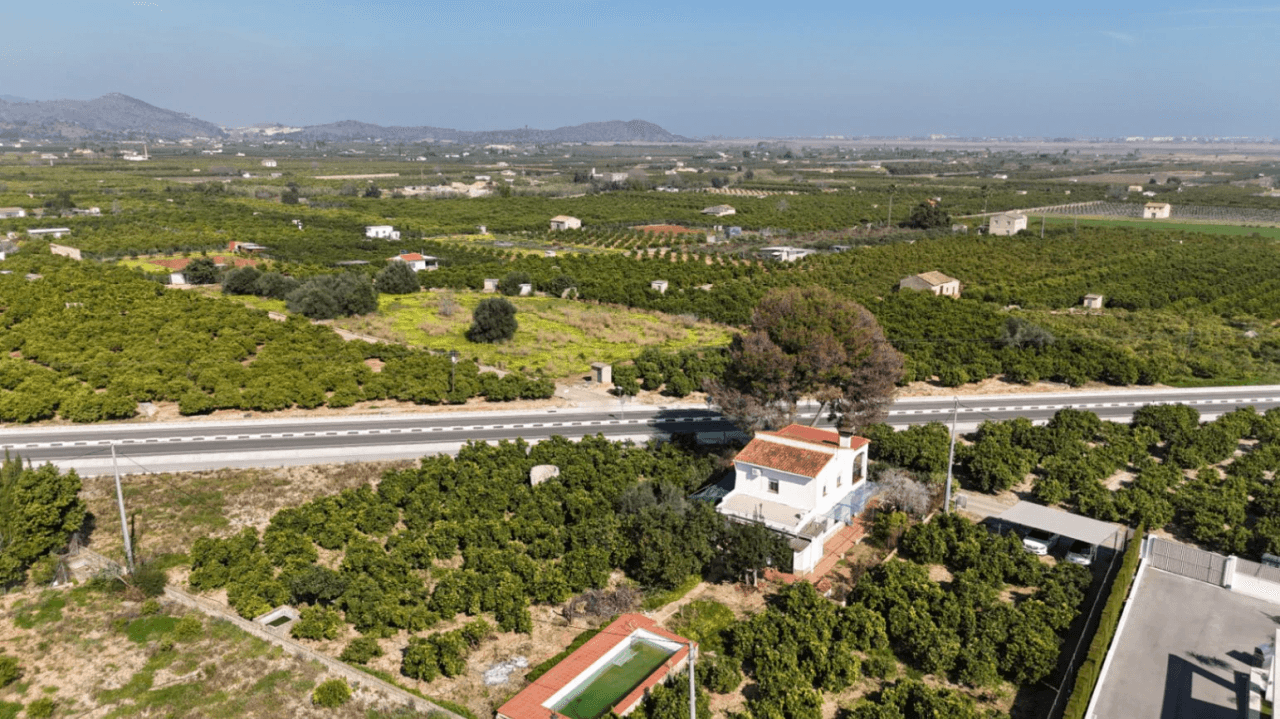 Maison de campagne avec 2 logements et vue sur la mer à Pego