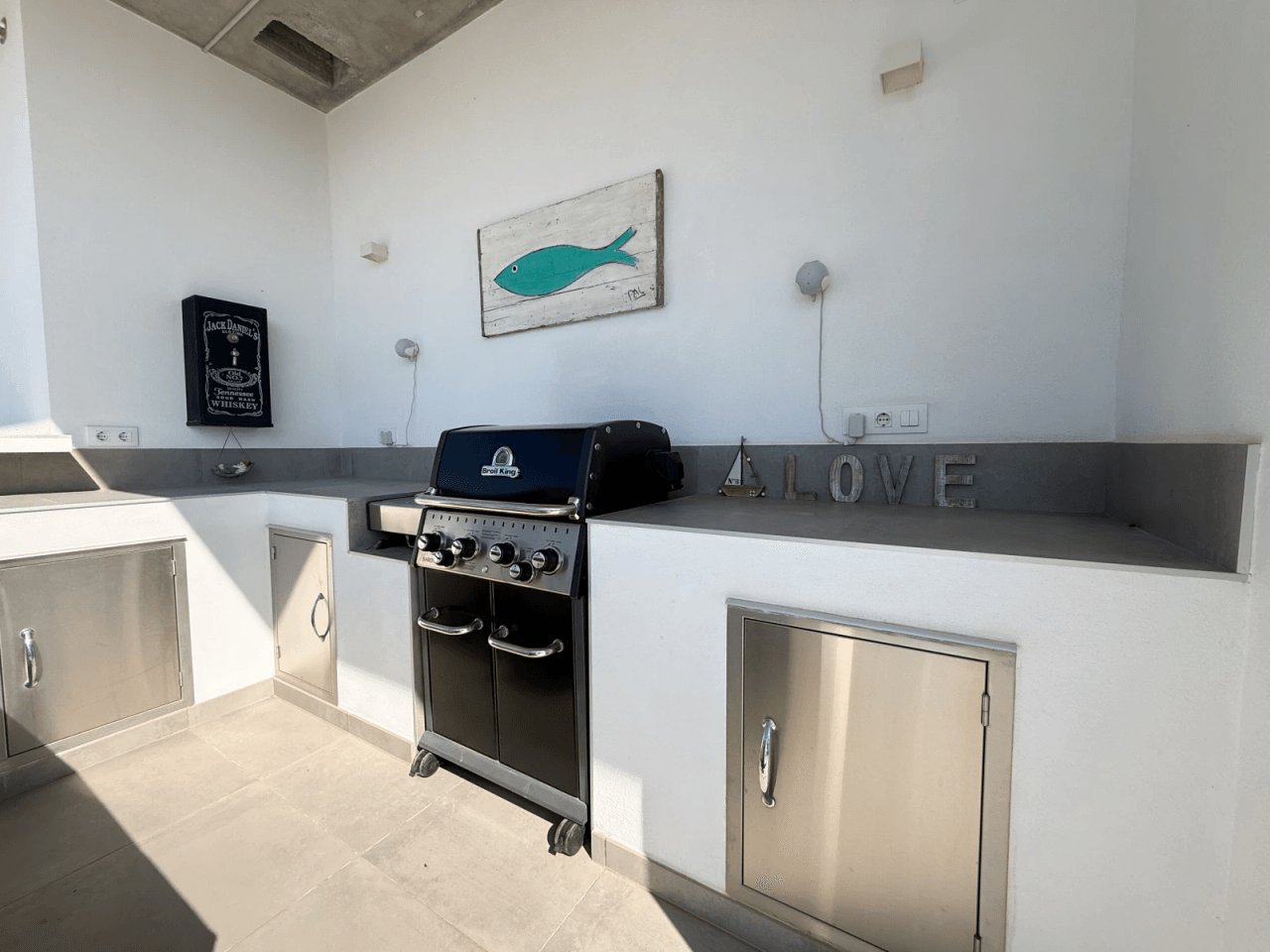 Exklusive Villa mit 3 Schlafzimmern, Garage, Abstellraum und luxuriöser Ausstattung