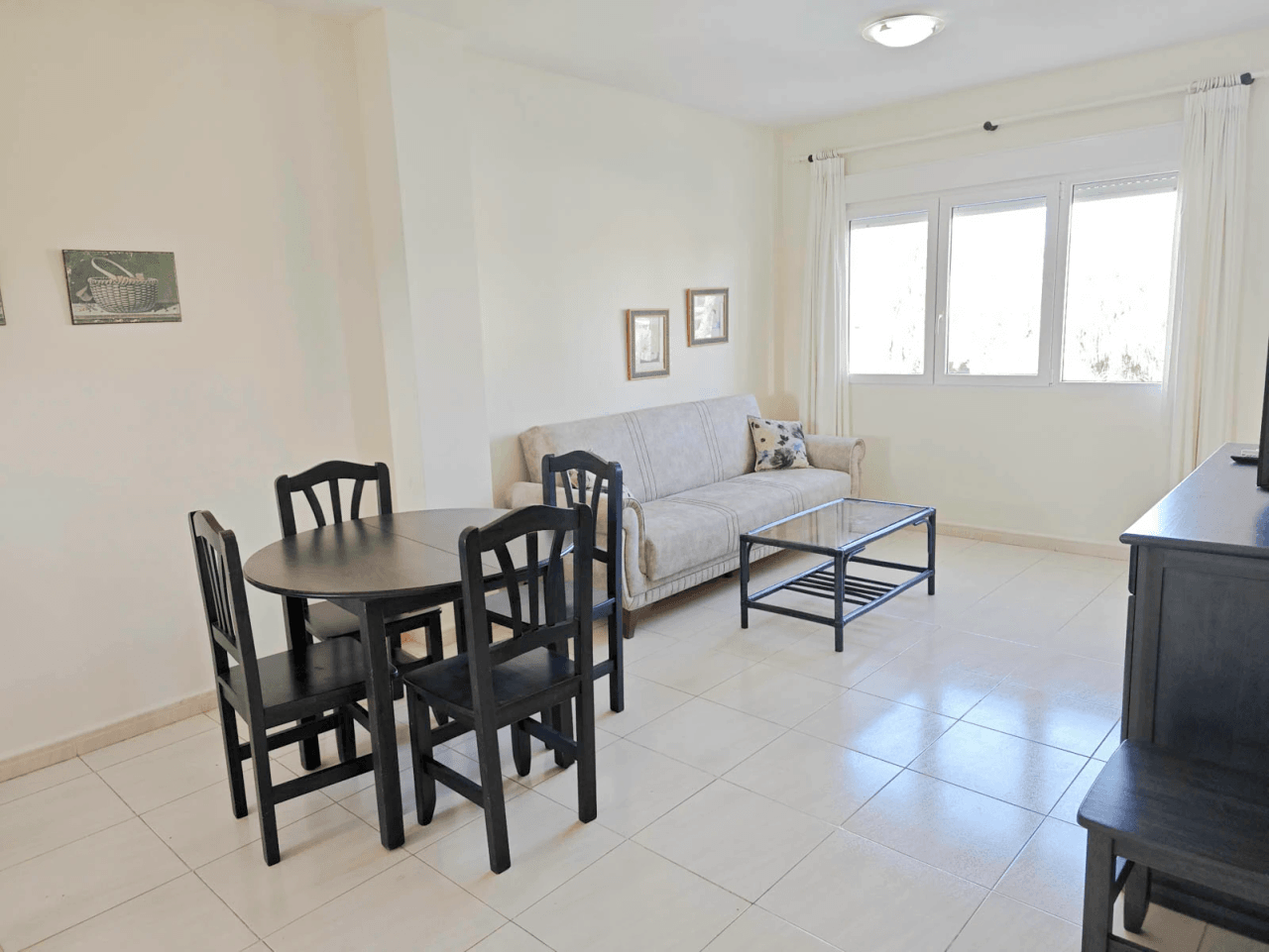 Appartement 2 chambres avec piscine en bord de mer, zone Las Brisas