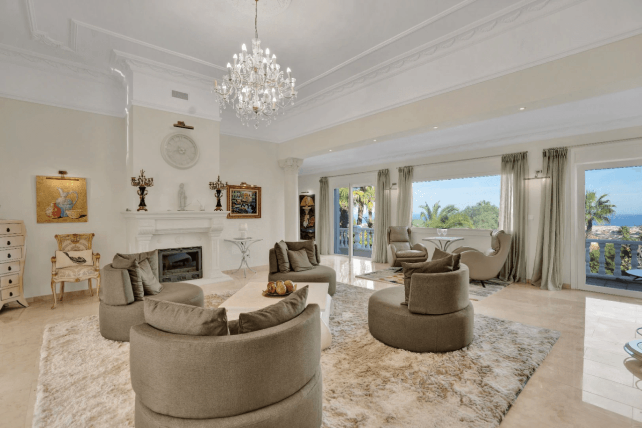 Villa exclusive avec vue dégagée sur la mer, la montagne et le château de Dénia.
