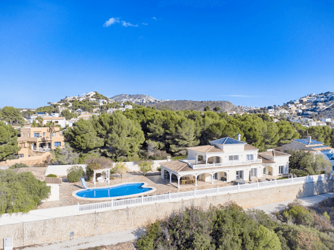 Große elegante Villa mit Meerblick zu verkaufen in Moraira