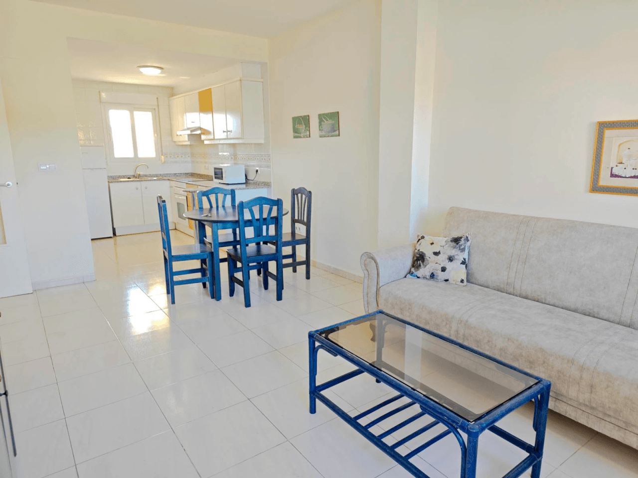 Appartement 2 chambres avec piscine en bord de mer, zone Las Brisas