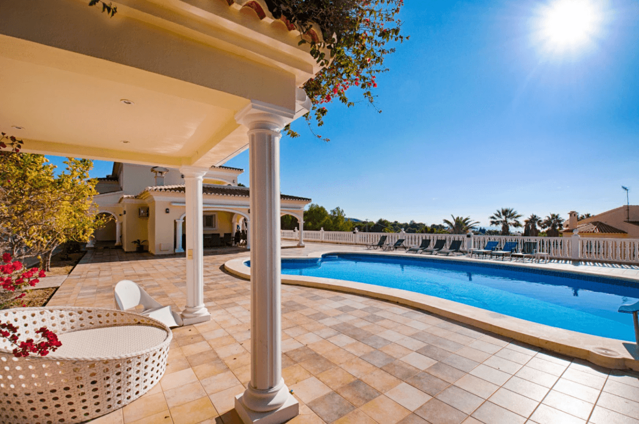 Große elegante Villa mit Meerblick zu verkaufen in Moraira