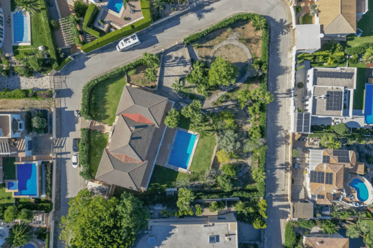 Villa exclusive avec vue dégagée sur la mer, la montagne et le château de Dénia.