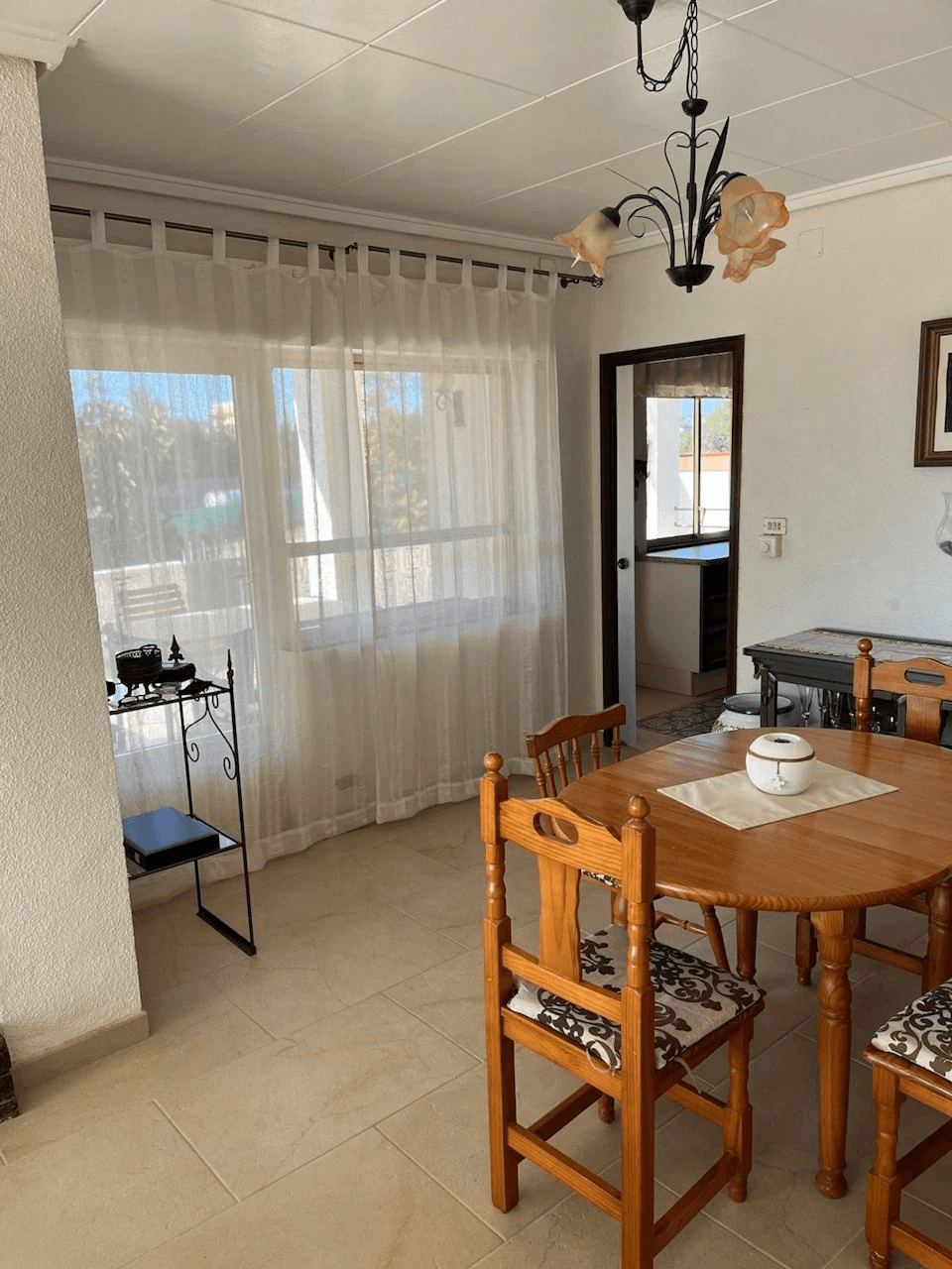 Villa mit Gästehaus, Privatpool und fantastischem Meerblick