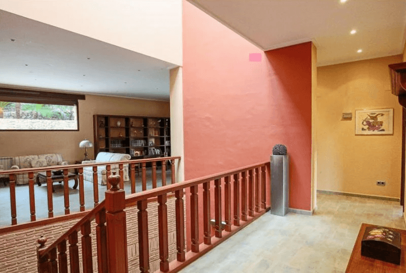 Luxuriöse Villa in einer privilegierten Gegend