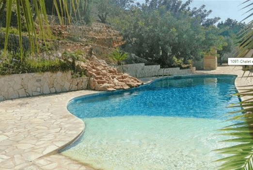 Luxuriöse Villa in einer privilegierten Gegend