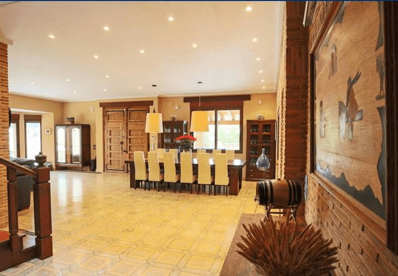 Luxuriöse Villa in einer privilegierten Gegend