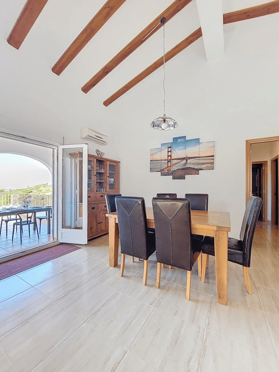 Villa mit Pool in Monte Pego, hell und mit weitem Blick