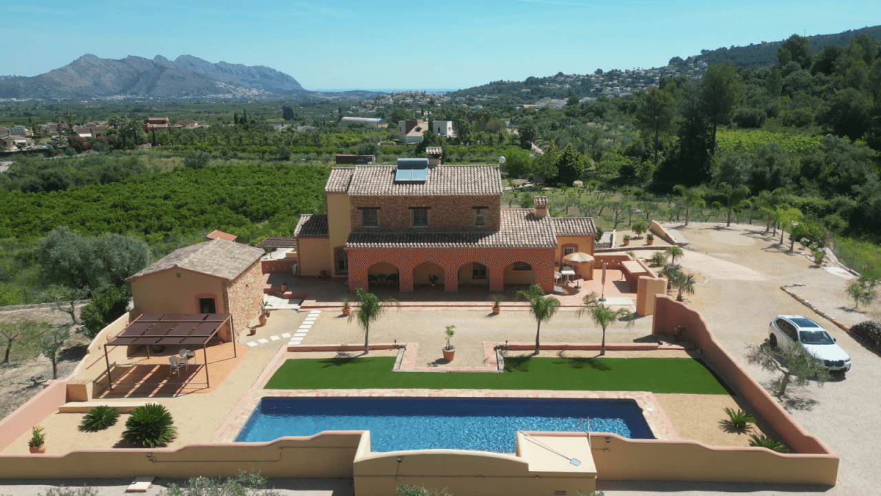 Eine Oase der Ruhe. Traumhaftes Fincaanwesen mit großem Grundstück und 100% Privatsphäre nahe Denia, Oliva, Javea.