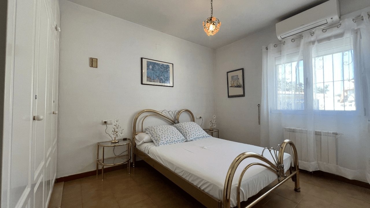 Villa à quelques minutes de la mer à Els Poblets