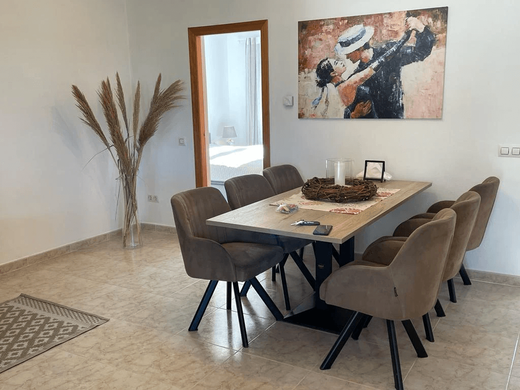 Alquiler. Chalet/Villa à Pedreguer