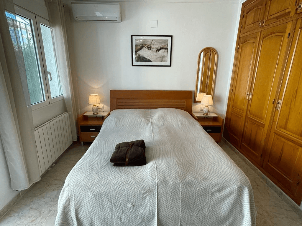 Alquiler. Chalet/Villa à Pedreguer