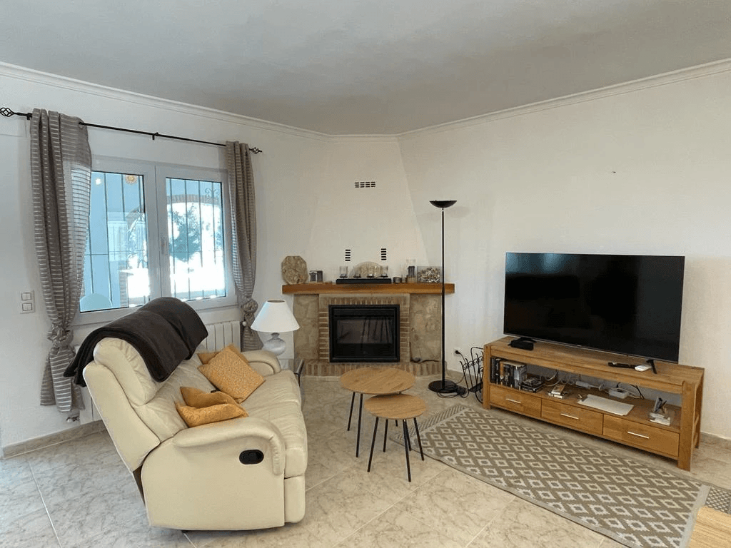 Alquiler. Chalet/Villa à Pedreguer