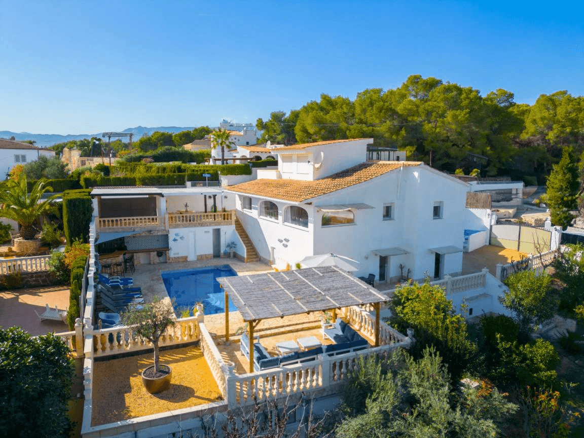 Villa
             for sale in Benissa