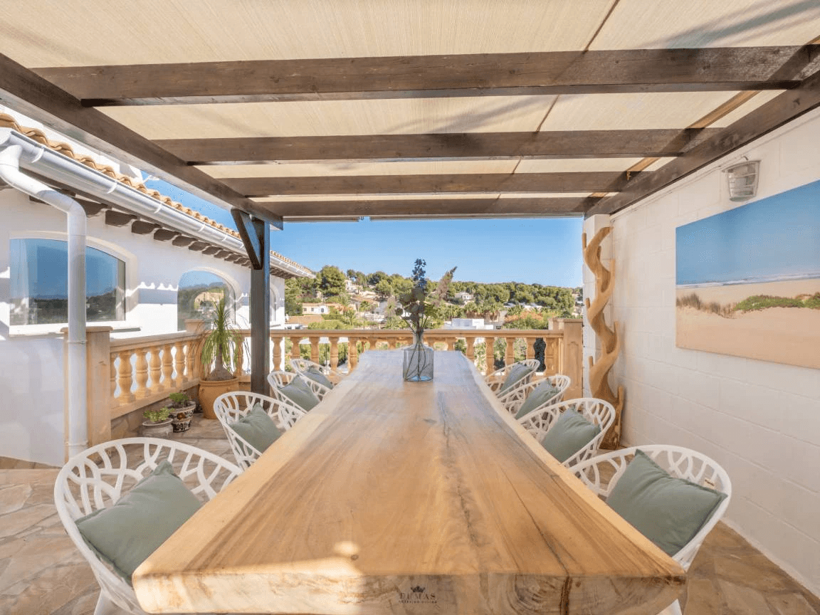 Villa
             for sale in Benissa
