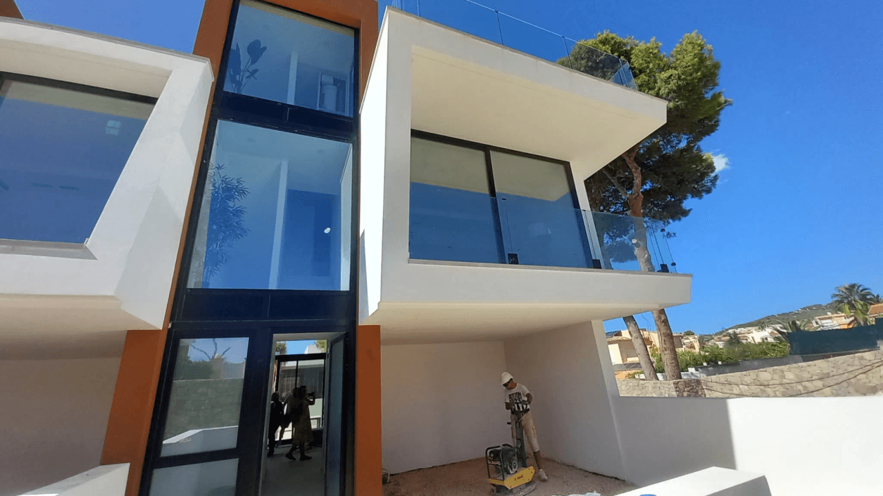 Maisons mitoyennes neuves et modernes à vendre à Calpe