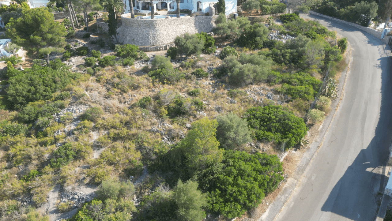 Traumhaftes 1000m2 Grundstück mit tollem Meerblick