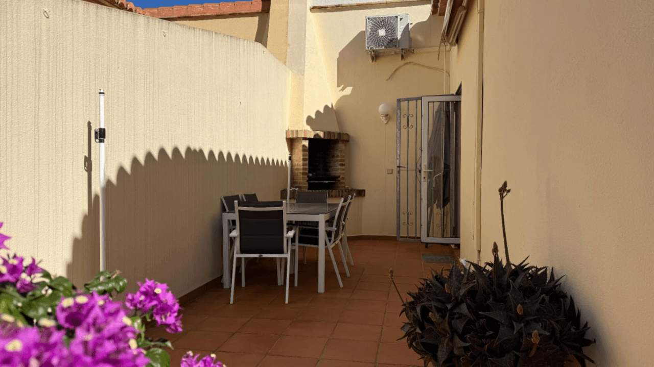T-0426, Tossal Gros, cosy terraced house in Denia