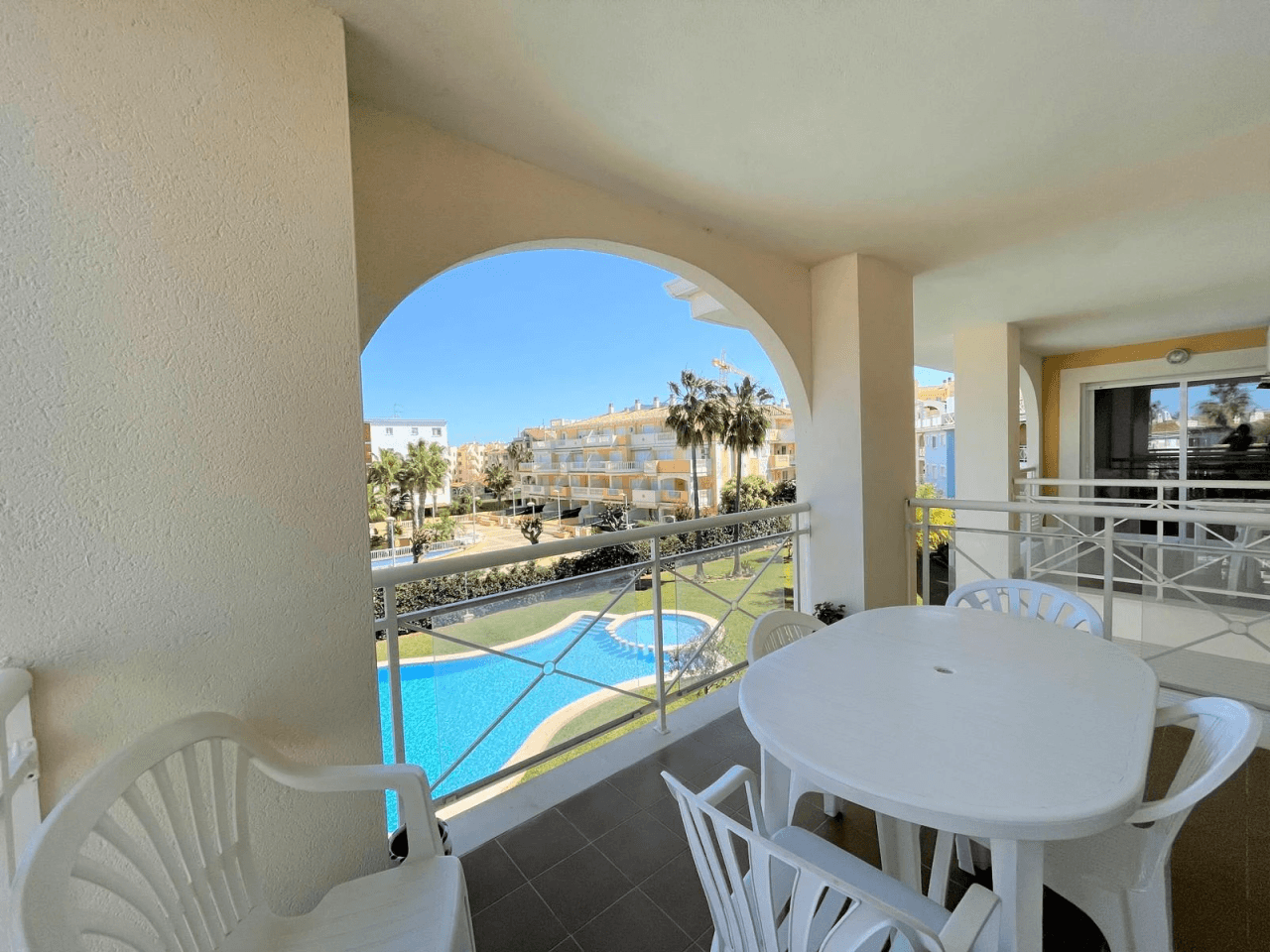 Rental. Apartamento in Denia