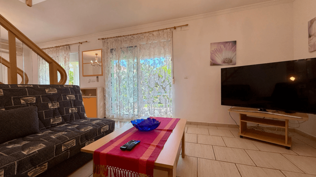 Cozy Casa Rosa, just 10 minutes from the sea.