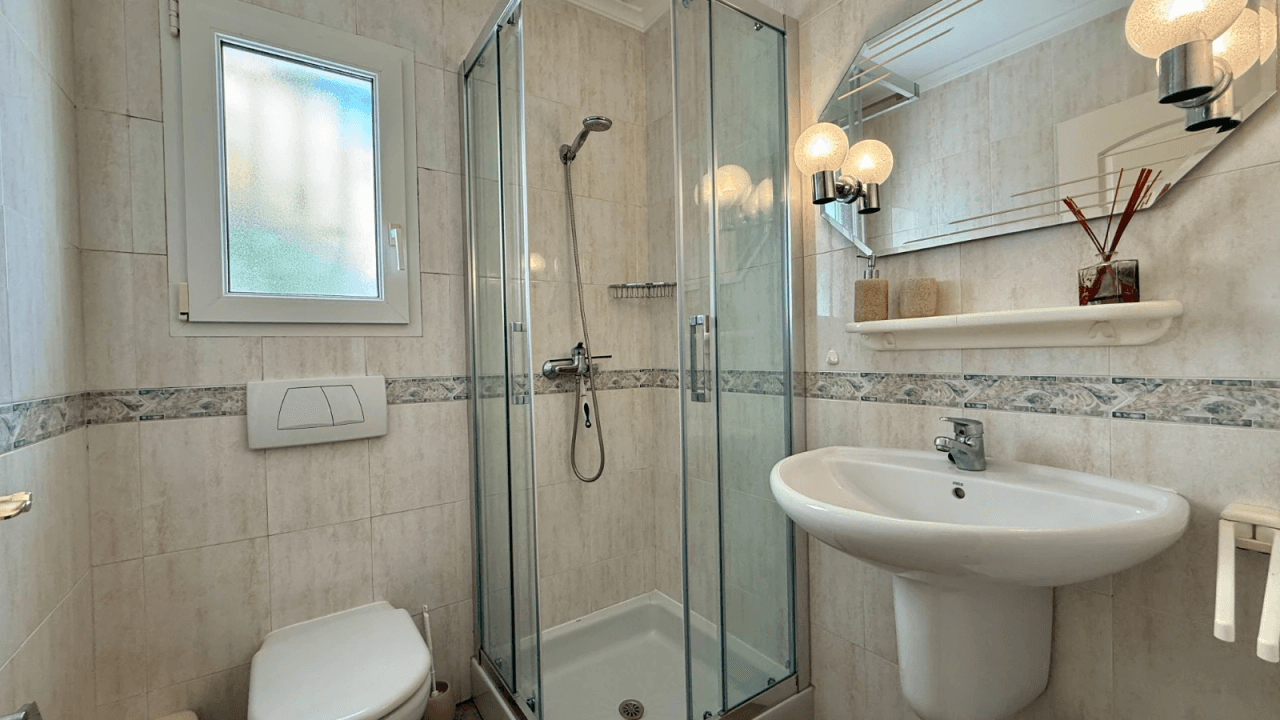 T-0126, beautiful private Villa with 3 bedrooms