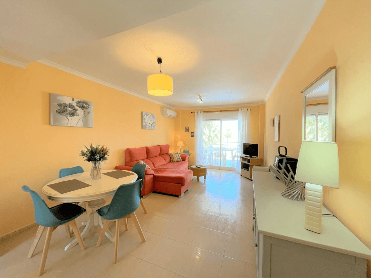 Rental. Apartamento in Denia