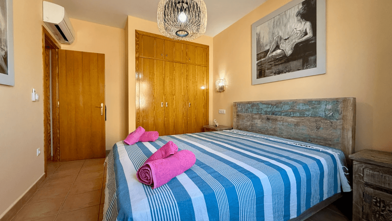 T-0226, Mediterránea, a lovely villa with a garden