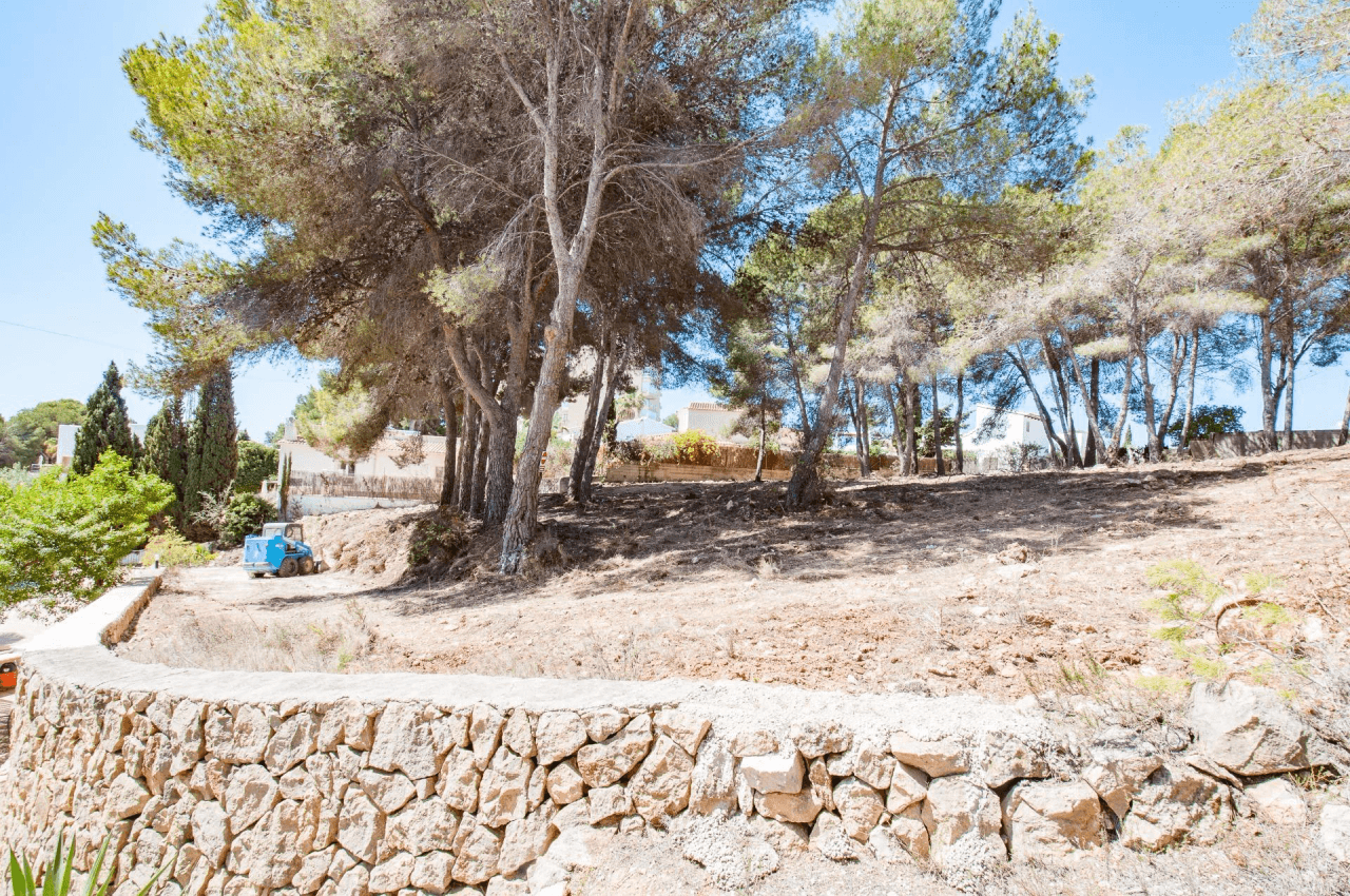 BAUGRUNDSTÜCK(E) MIT MEERBLICK IN EL PORTET, MORAIRA