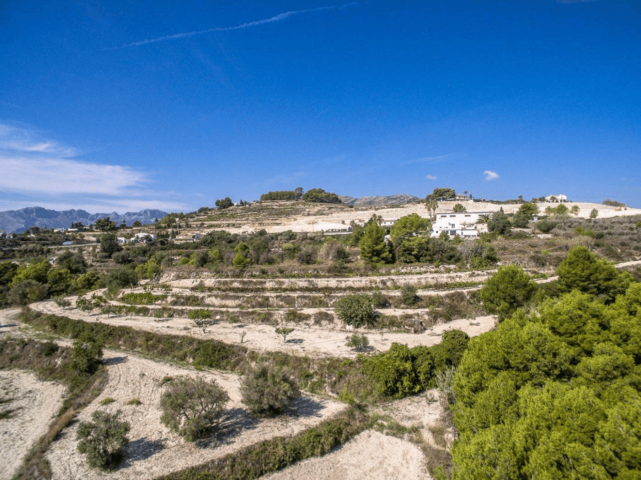 RUSTIKALES GRUNDSTÜCK MIT SCHÖNER OFFENER BLICK IN BENISSA