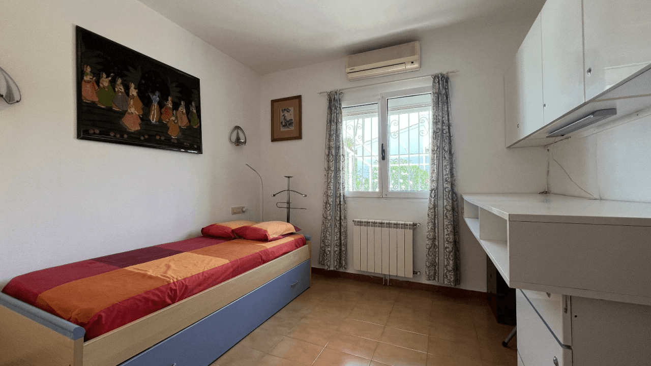 Villa just a few minutes from the sea in Els Poblets