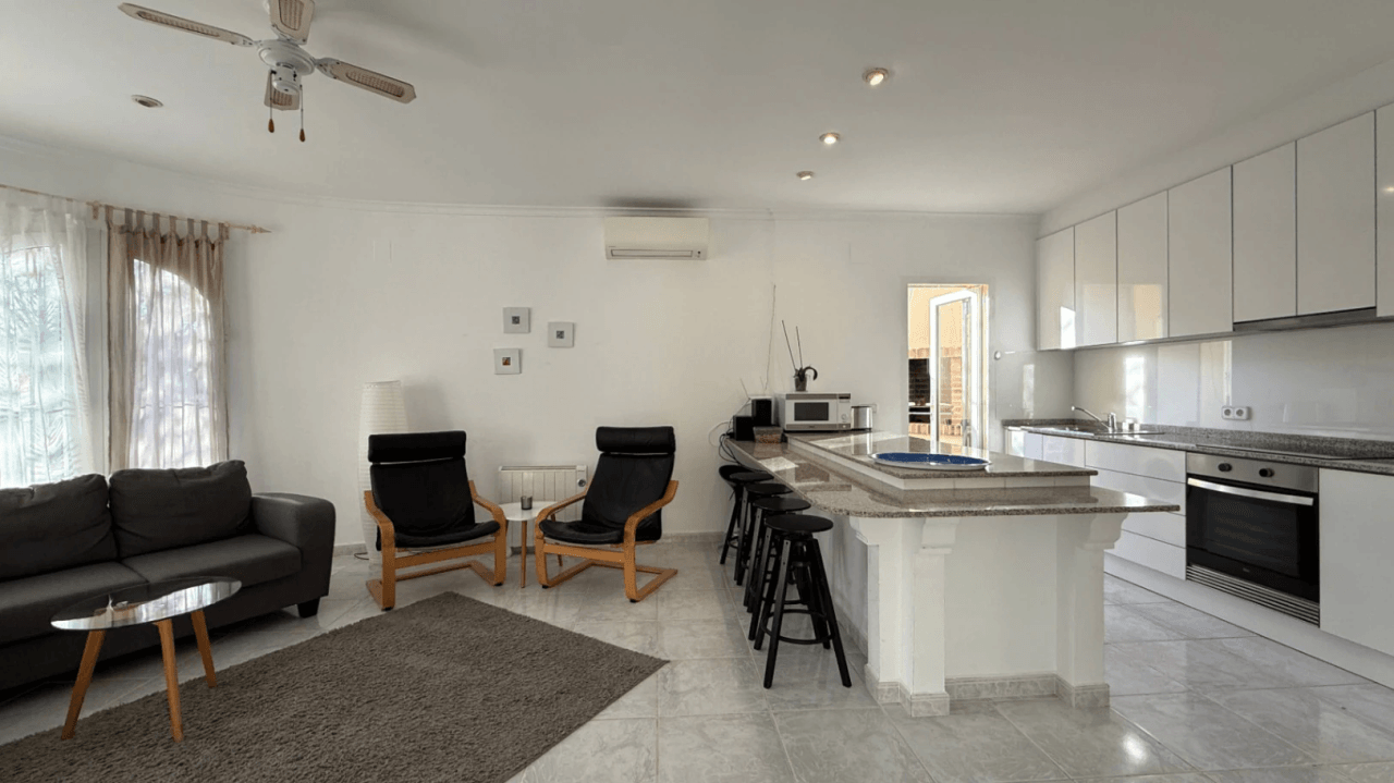 T-0426, Tossal Gros, cosy terraced house in Denia