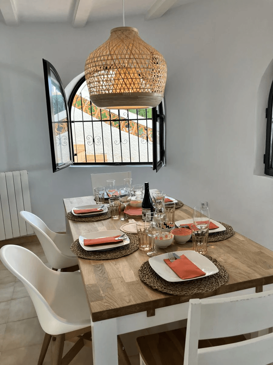 Beautiful and carefully maintained Villa ''Jennissen'' with pool in Els Poblets